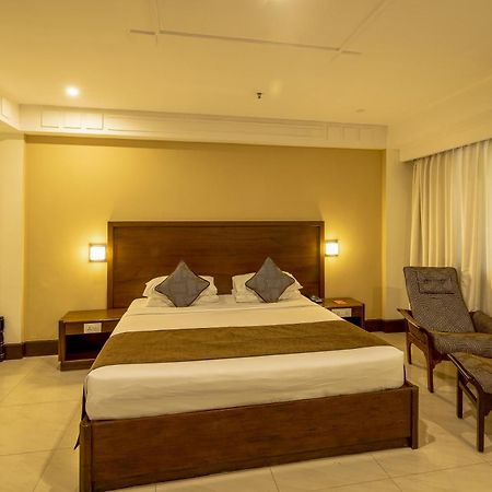 Ivory Tower Hotel Bangalore Bagian luar foto