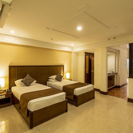 Ivory Tower Hotel Bangalore Bagian luar foto